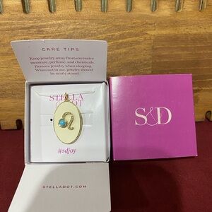 Stella & Dot Leo Zodiac Necklace Pendant